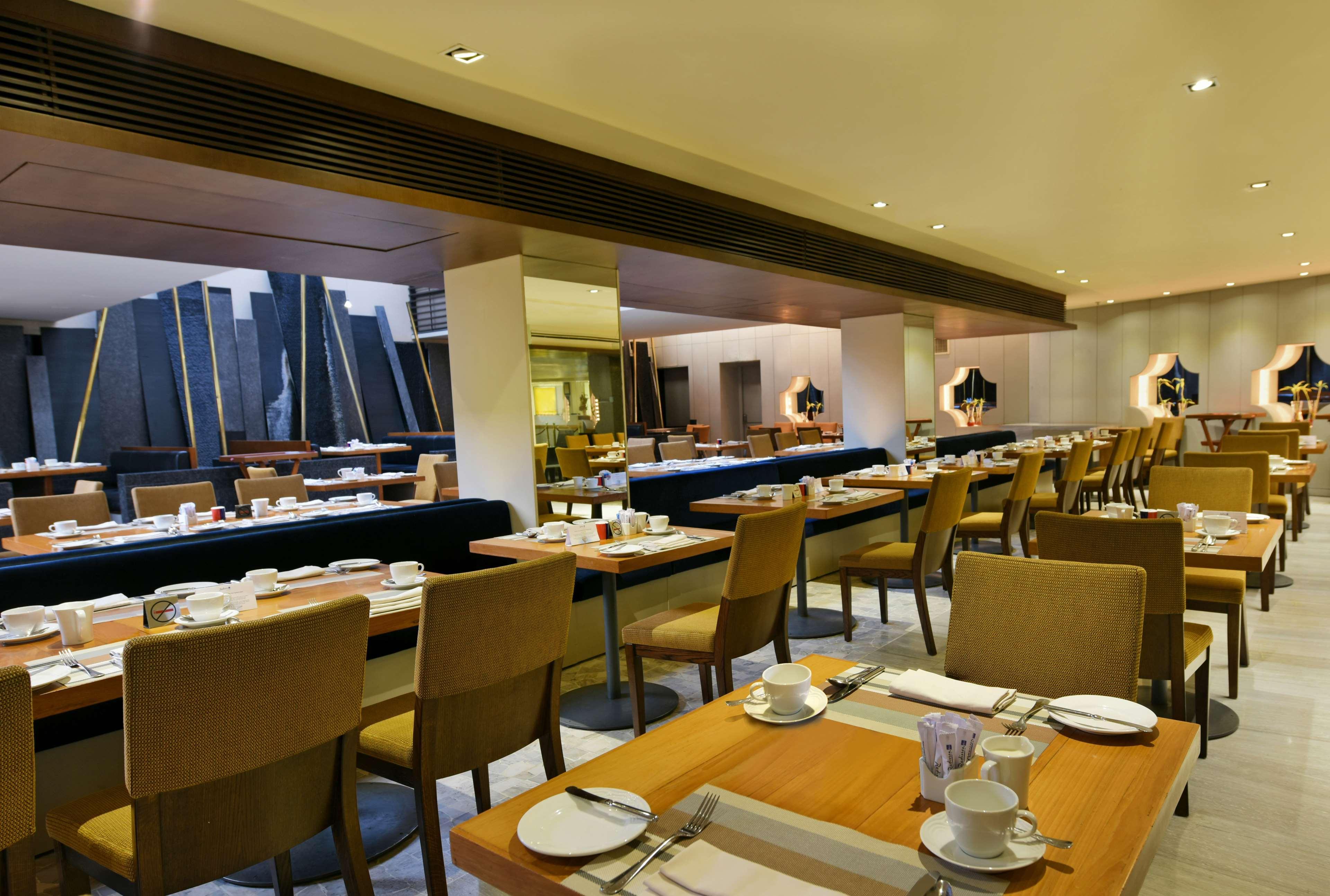 Hotel Radisson Blu Dhaka Water Garden Zewnętrze zdjęcie